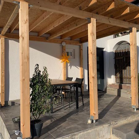 Gemuetliches Einfamilienhaus In Gera Mit 3 Schlafzimmern Mit Garten Und Parkplatz Buitenkant foto